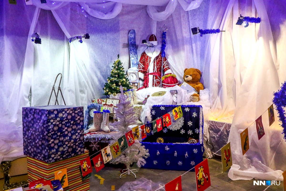 Первоклашке в нижегородской школе рассказали, что Деда Мороза не существует. Мама возмущена