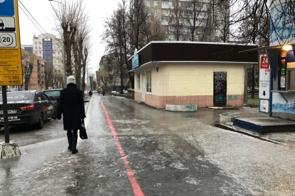В вторник в больницы обратилось 593 человека, пострадавших из-за гололеда на улицах В вторник в больницы обратилось 593 человека, пострадавших из-за гололеда на улицах