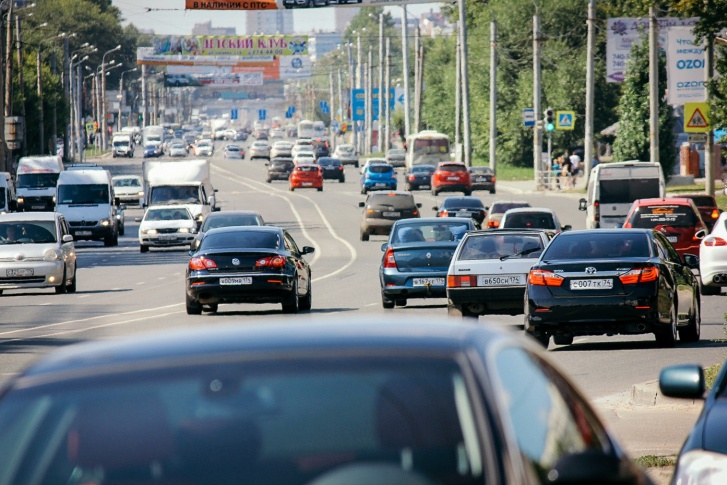 В Челябинской области уже действует льготная налоговая ставка на машины мощностью до 150 лошадиных сил для пенсионеров и многодетных семей В Челябинской области уже действует льготная налоговая ставка на машины мощностью до 150 лошадиных сил для пенсионеров и многодетных семей