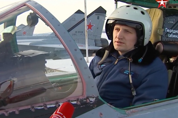 Командир корабля МиГ-31БМ поделился впечатлениями от полетов в эфире телеканала «Звезда» Командир корабля МиГ-31БМ поделился впечатлениями от полетов в эфире телеканала «Звезда»