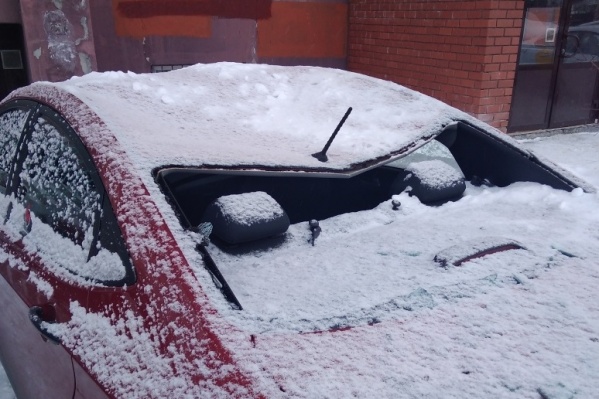 Основной удар пришелся на автомобиль Hyundai Основной удар пришелся на автомобиль Hyundai
