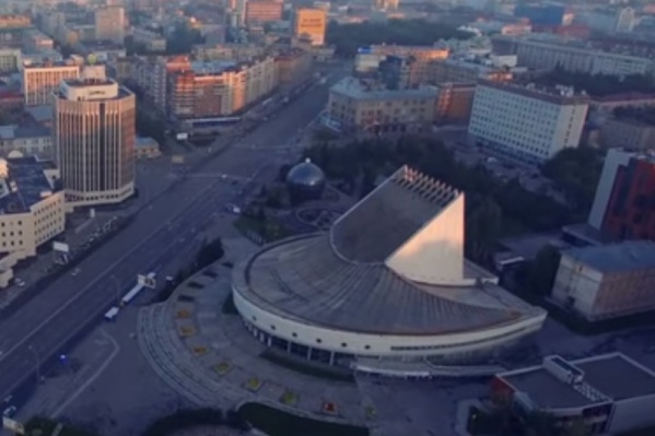 Так выглядит город, снятый на камеру квадрокоптера Так выглядит город, снятый на камеру квадрокоптера 