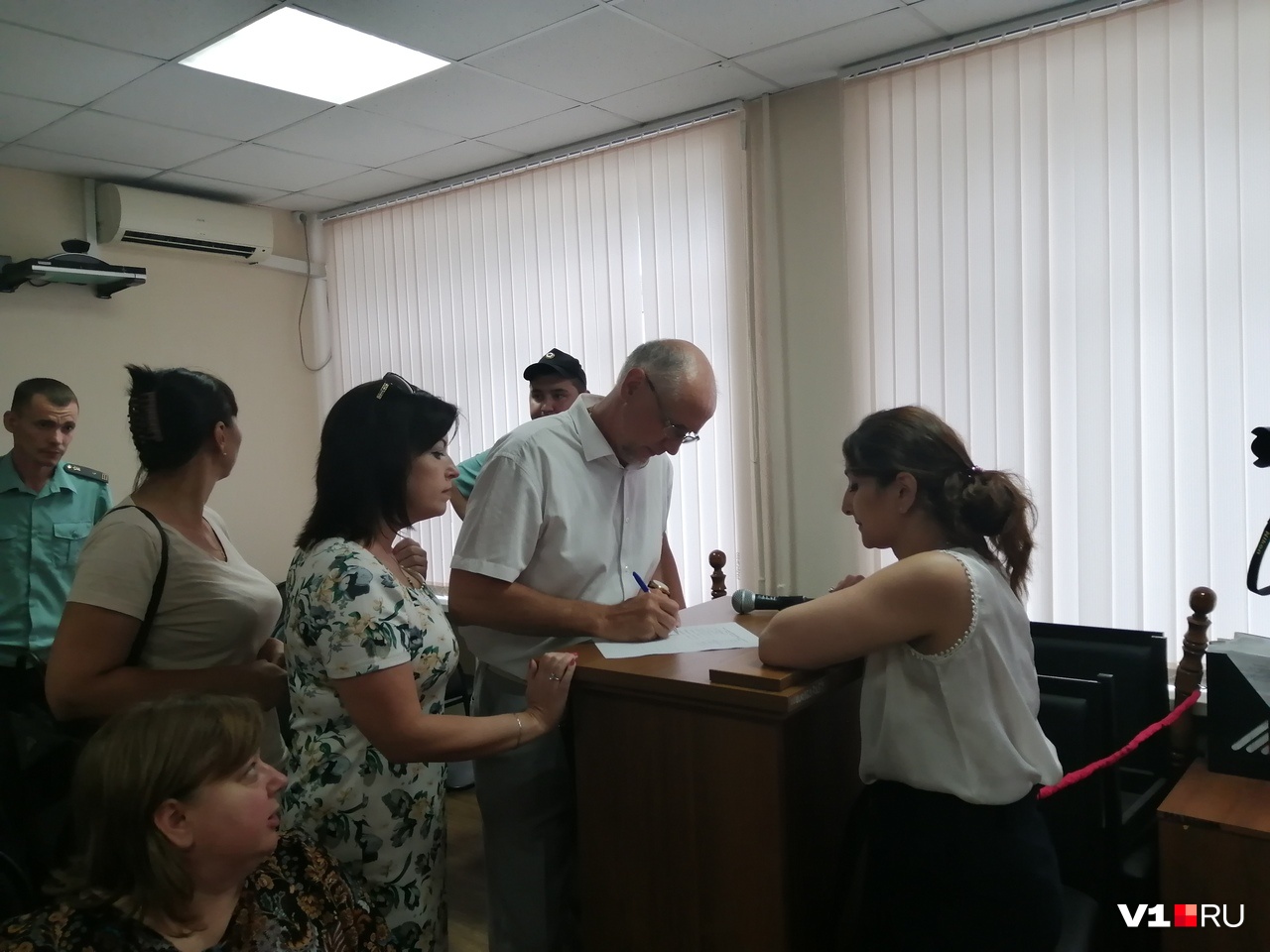 Из-за неявки двух пострадавших в Волгограде перенесли суд о подмене органов