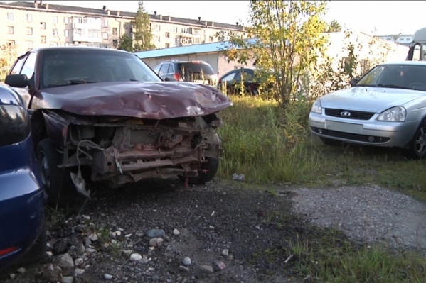 Предприимчивые напарники специально создавали аварии, чтобы стрясти денег по автостраховке Предприимчивые напарники специально создавали аварии, чтобы стрясти денег по автостраховке