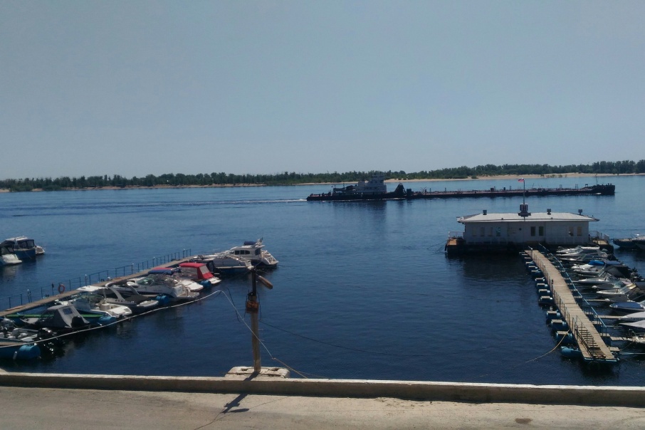 В Волгограде перестали выходить на воду прогулочные катера и яхты