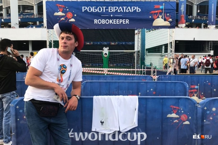 Девушка футболиста оливье жиру Девушка футболиста оливье жиру