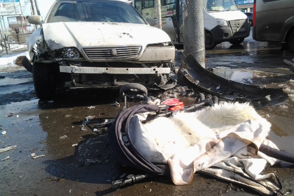 В коляске был малыш В коляске был малыш