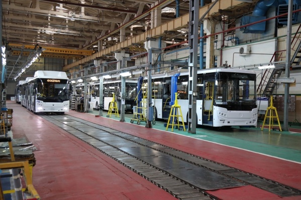 КАВЗ производит до 500 автобусов в год, что глава региона посчитал недостаточной загрузкой КАВЗ производит до 500 автобусов в год, что глава региона посчитал недостаточной загрузкой