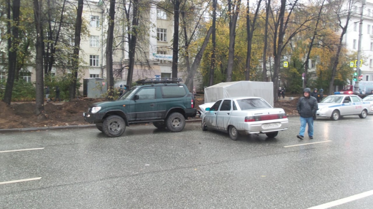 Среди пострадавших — две несовершеннолетние девушки Среди пострадавших — две несовершеннолетние девушки