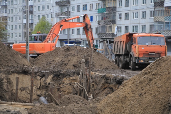 Работы на архангельском водопроводе продолжаются, а сроки подключения домов к горячей воде — отодвигаются Работы на архангельском водопроводе продолжаются, а сроки подключения домов к горячей воде — отодвигаются