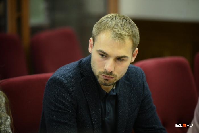 Антон Шипулин забыл про свои миллионы, но это не стало поводом для снятия его с выборов Антон Шипулин забыл про свои миллионы, но это не стало поводом для снятия его с выборов