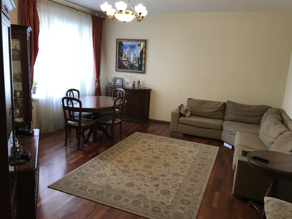 Самая дорогая квартира из тех, что выставлены на продажу на «космических» улицах, находится в доме на улице Терешковой Самая дорогая квартира из тех, что выставлены на продажу на «космических» улицах, находится в доме на улице Терешковой