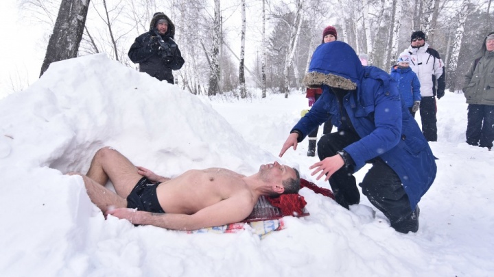 Вдохнул снег, когда лежал в сугробе: тюменский экстремал рассказал об ошибке на шоу в Екатеринбурге