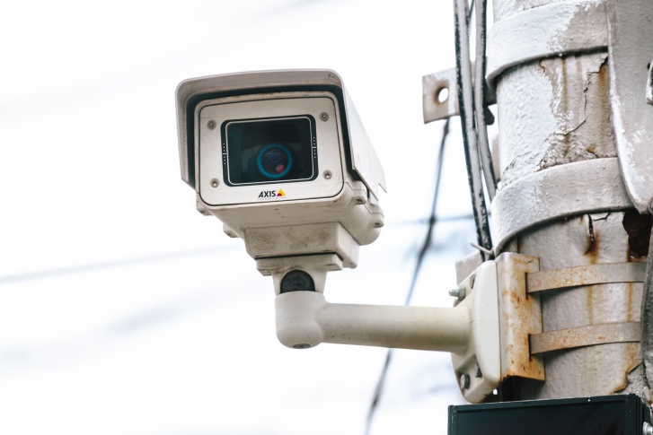 Всего на дорогах области работают более 900 камер фото- и видеофиксации нарушений ПДД