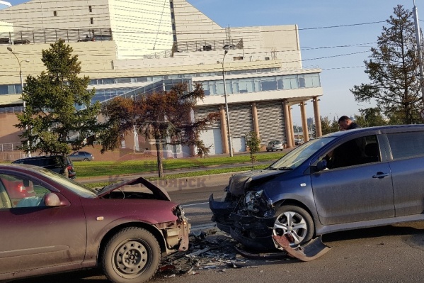 Вероятнее всего, в аварии обошлось без пострадавших Вероятнее всего, в аварии обошлось без пострадавших