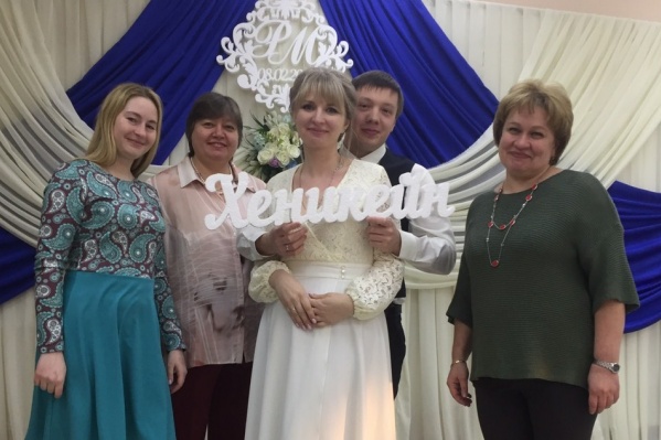 Свадьбу отпраздновали в минувшую пятницу Свадьбу отпраздновали в минувшую пятницу