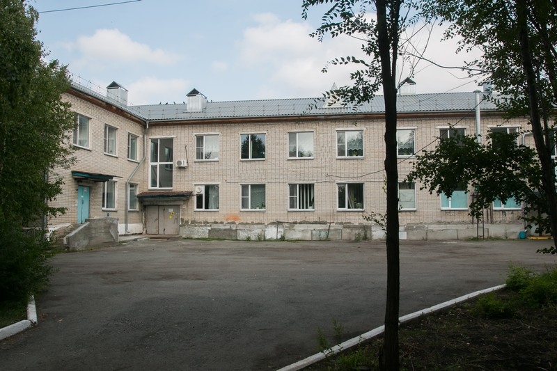 Ремонт в больнице начат, а в школе — нет Ремонт в больнице начат, а в школе — нет