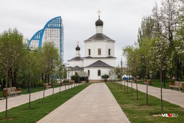 В строительных оковах Центральная набережная оказалась сразу после чемпионата мира В строительных оковах Центральная набережная оказалась сразу после чемпионата мира