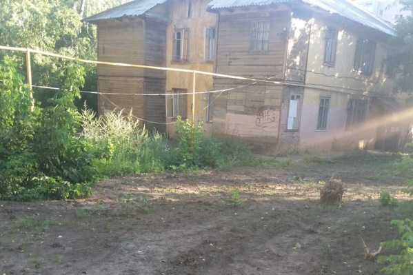 Так выглядит дорога в 66-м квартале Металлурга Так выглядит дорога в 66-м квартале Металлурга