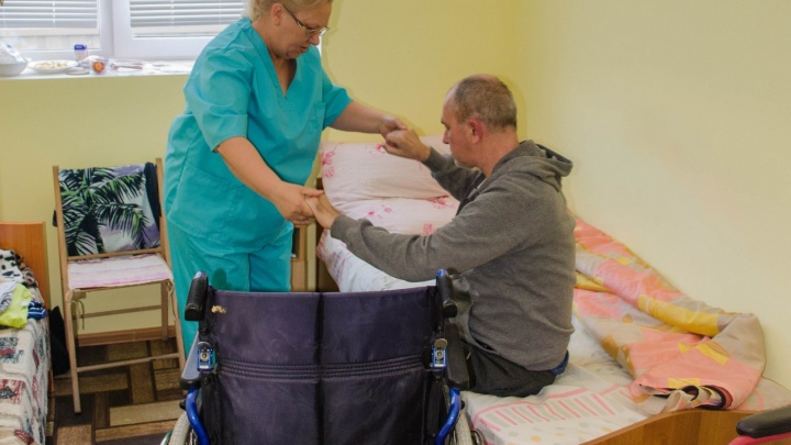 Равнодушных сотрудников здесь нет: в Екатеринбурге открылся центр по уходу за тяжелобольными