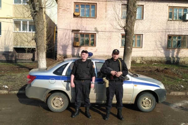 Силовики смогли настигнуть беглеца и задержали его Силовики смогли настигнуть беглеца и задержали его