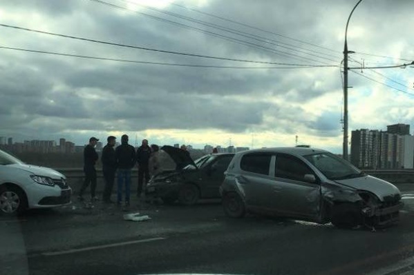 Одной из пострадавших оказалась пассажирка такси Одной из пострадавших оказалась пассажирка такси