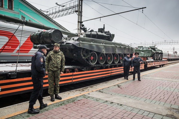 Агитпоезд прибыл на вокзал Новосибирск-Главный Агитпоезд прибыл на вокзал Новосибирск-Главный