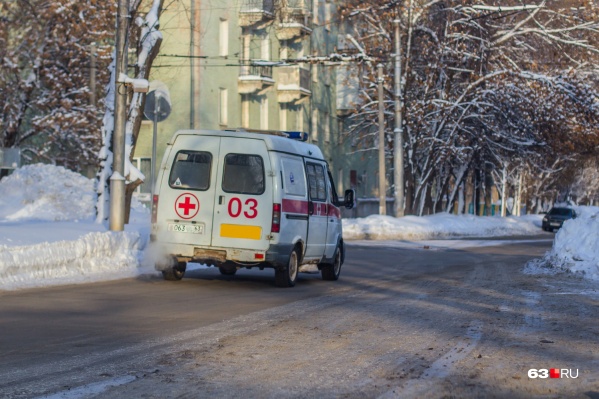 Пострадавшую доставили в больницу с травмой головы Пострадавшую доставили в больницу с травмой головы