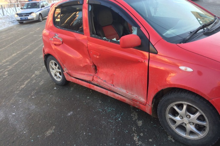 По данным «Автоспаса», Toyota Vitz двигалась со стороны улицы Каменская По данным «Автоспаса», Toyota Vitz двигалась со стороны улицы Каменская