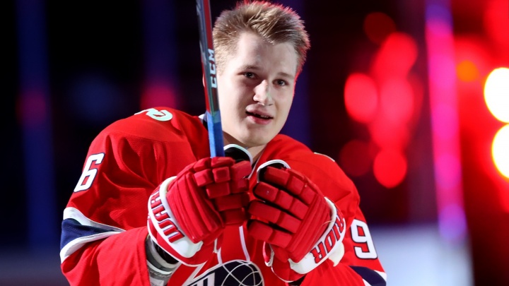 «Спасибо "Локомотиву" и болельщикам»: хоккеист подписал контракт с клубом НХЛ «Торонто»