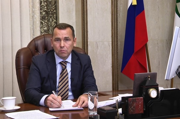 Вадим Шумков на вопросы зауральцев отвечал 80 минут Вадим Шумков на вопросы зауральцев отвечал 80 минут