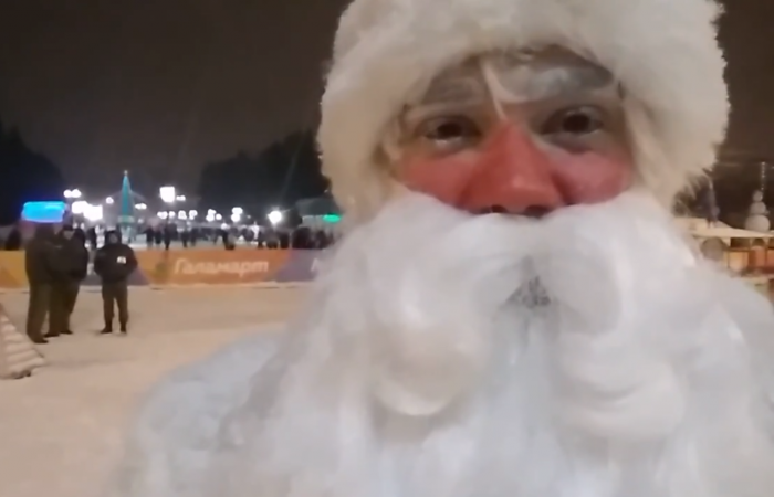Пока Сергей был в парке, он успел порадовать много детишек Пока Сергей был в парке, он успел порадовать много детишек