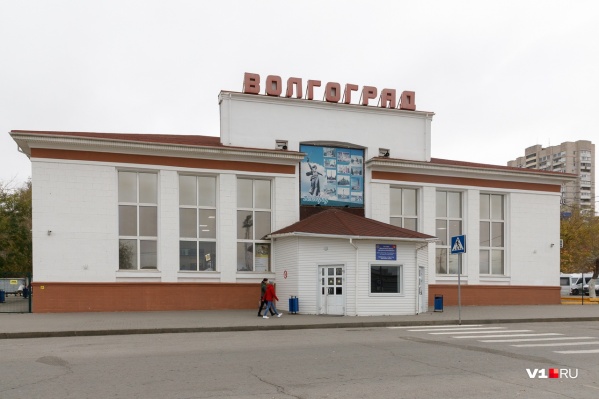 Автобусы предприятия отправлялись в Камышин с центрального автовокзала Автобусы предприятия отправлялись в Камышин с центрального автовокзала