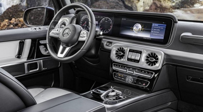 Mercedes показал салон нового «Гелендвагена»