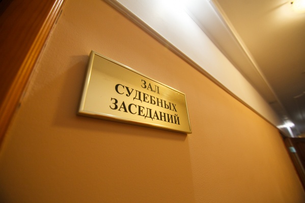 Мужчина управлял собственным автомобилем в момент, когда его заметили сотрудники ДПС Мужчина управлял собственным автомобилем в момент, когда его заметили сотрудники ДПС