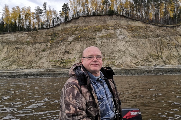 Николай Щербаков пропал четыре дня назад. Спецслужбы только в первые дни обследовали дно реки, основная работа по поискам осуществляется силами сына рыбака. В день пропажи мужчина был в этой же одежде, что на фото Николай Щербаков пропал четыре дня назад. Спецслужбы только в первые дни обследовали дно реки, основная работа по поискам осуществляется силами сына рыбака. В день пропажи мужчина был в этой же одежде, что на фото