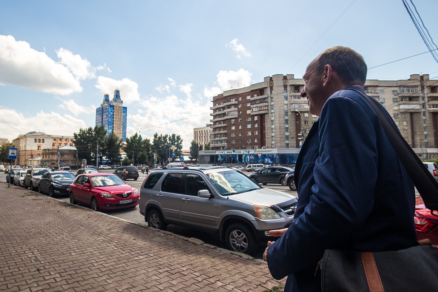 «Дикий» рынок сложно унять регулированием, зато он может дать городу узнаваемый силуэт из небоскрёбов «Дикий» рынок сложно унять регулированием, зато он может дать городу узнаваемый силуэт из небоскрёбов