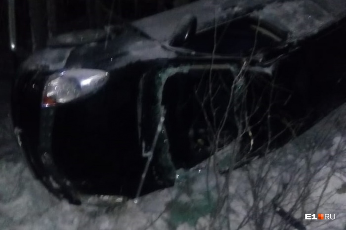 Дорогу начали чистить только около 22:00 Дорогу начали чистить только около 22:00