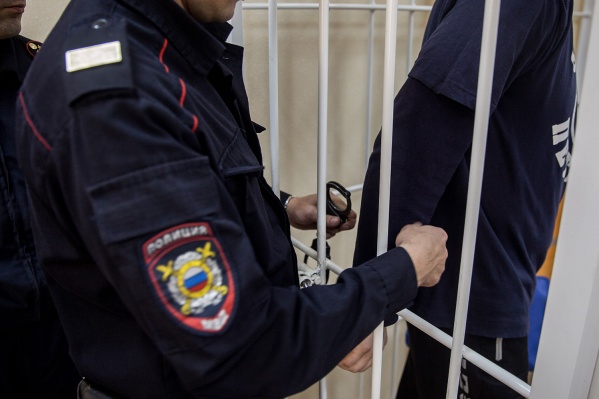 Сейчас подозреваемый находится под подпиской о невыезде Сейчас подозреваемый находится под подпиской о невыезде 