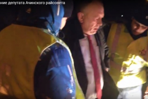 Ачинский депутат Сергей Калинин объясняет своё состояние повышенным сахаром в крови Ачинский депутат Сергей Калинин объясняет своё состояние повышенным сахаром в крови