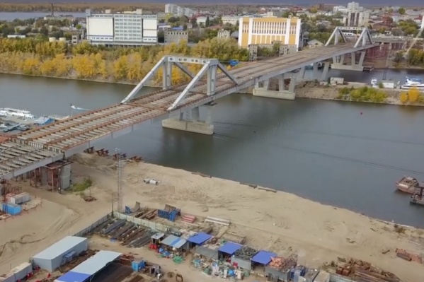 Строительство моста хотят завершить в 2019 году Строительство моста хотят завершить в 2019 году