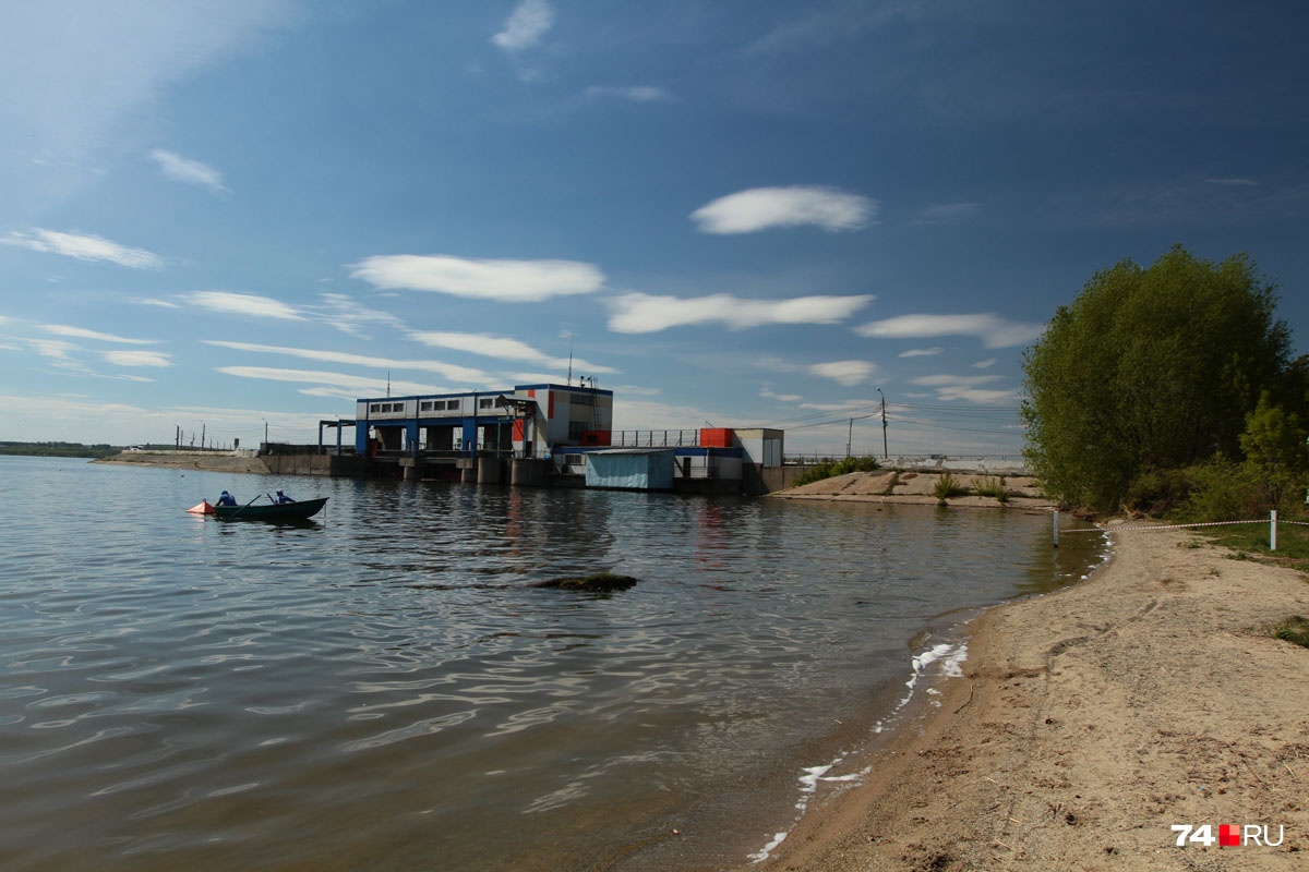 Озера в городе челябинске. Шершни Челябинск озеро. Шершневское водохранилище Челябинск. Шершневское водохранилище Челябинск пляж. 1 Озеро Челябинск.