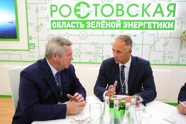 Губернатор встретился с Константином Бабкиным на форуме «Иннопром» Губернатор встретился с Константином Бабкиным на форуме «Иннопром»