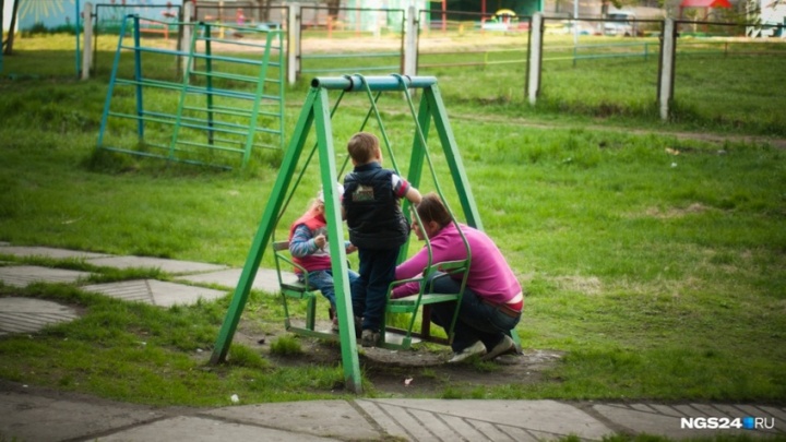 Женщина из Подмосковья с тяжёлой судьбой осталась с детьми без дома и нашла убежище в Красноярске