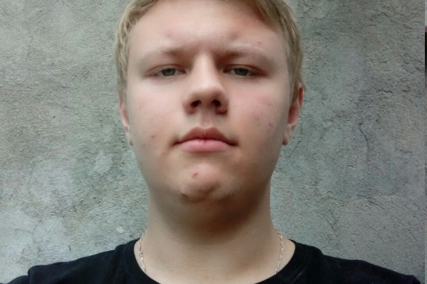 Дмитрий Ромский, сдавший три ЕГЭ на 100 баллов Дмитрий Ромский, сдавший три ЕГЭ на 100 баллов
