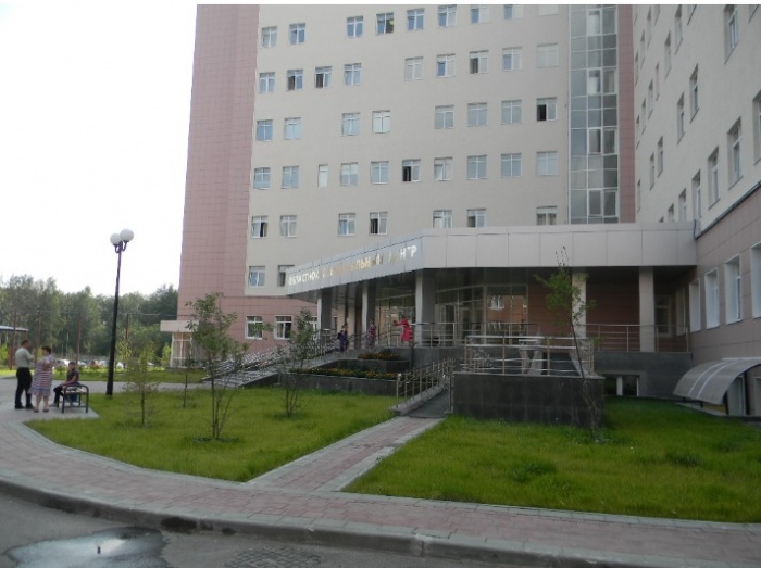 Роженицу привезли в ОДКБ № 1, поскольку в больнице, где она наблюдалась, был в это время ремонт Роженицу привезли в ОДКБ № 1, поскольку в больнице, где она наблюдалась, был в это время ремонт