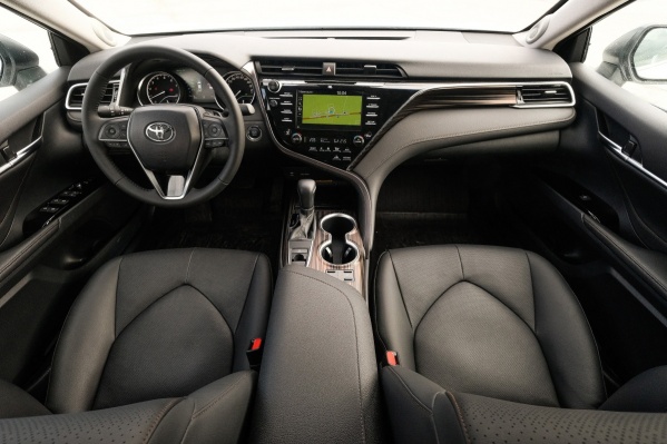 Правительство обзавелось новой Toyota Camry 2018 года выпуска (на фото — салон автомобиля этой модели) Правительство обзавелось новой Toyota Camry 2018 года выпуска (на фото — салон автомобиля этой модели)