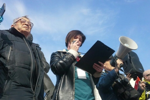 Елена Калинина на антимусорном митинге 7 апреля в Архангельске