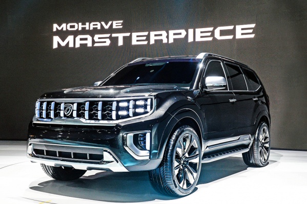 KIA Mohave Masterpiece отличается огромной радиаторной решеткой KIA Mohave Masterpiece отличается огромной радиаторной решеткой 