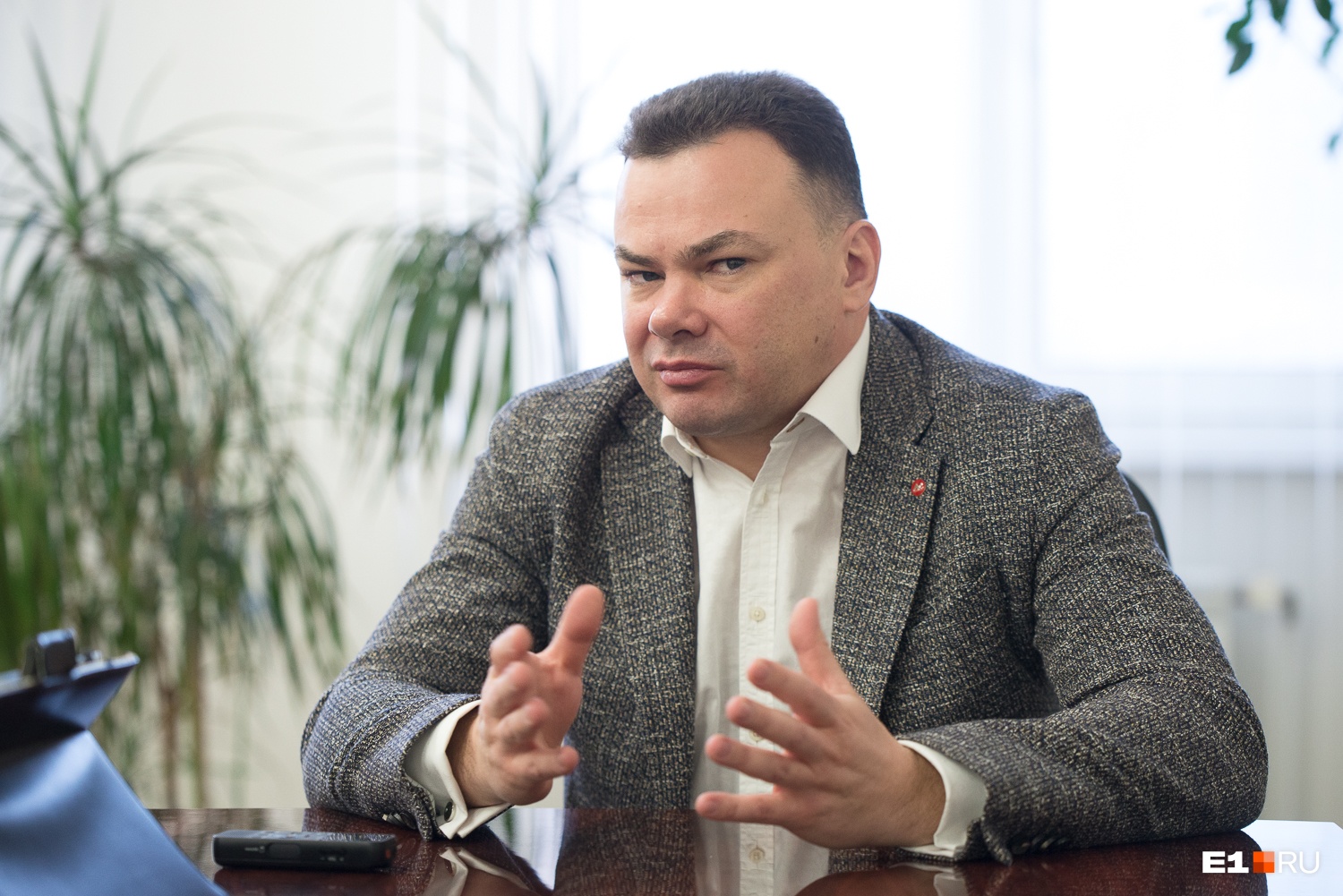 Доходы населения сокращаются, но просрочки по платежам не растут, говорит Павел Ефремов Доходы населения сокращаются, но просрочки по платежам не растут, говорит Павел Ефремов 